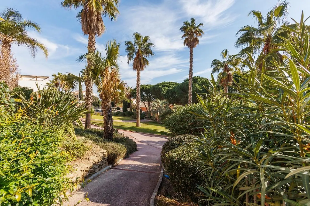 Apartment Le Merou De Vacances Giens Hyeres France